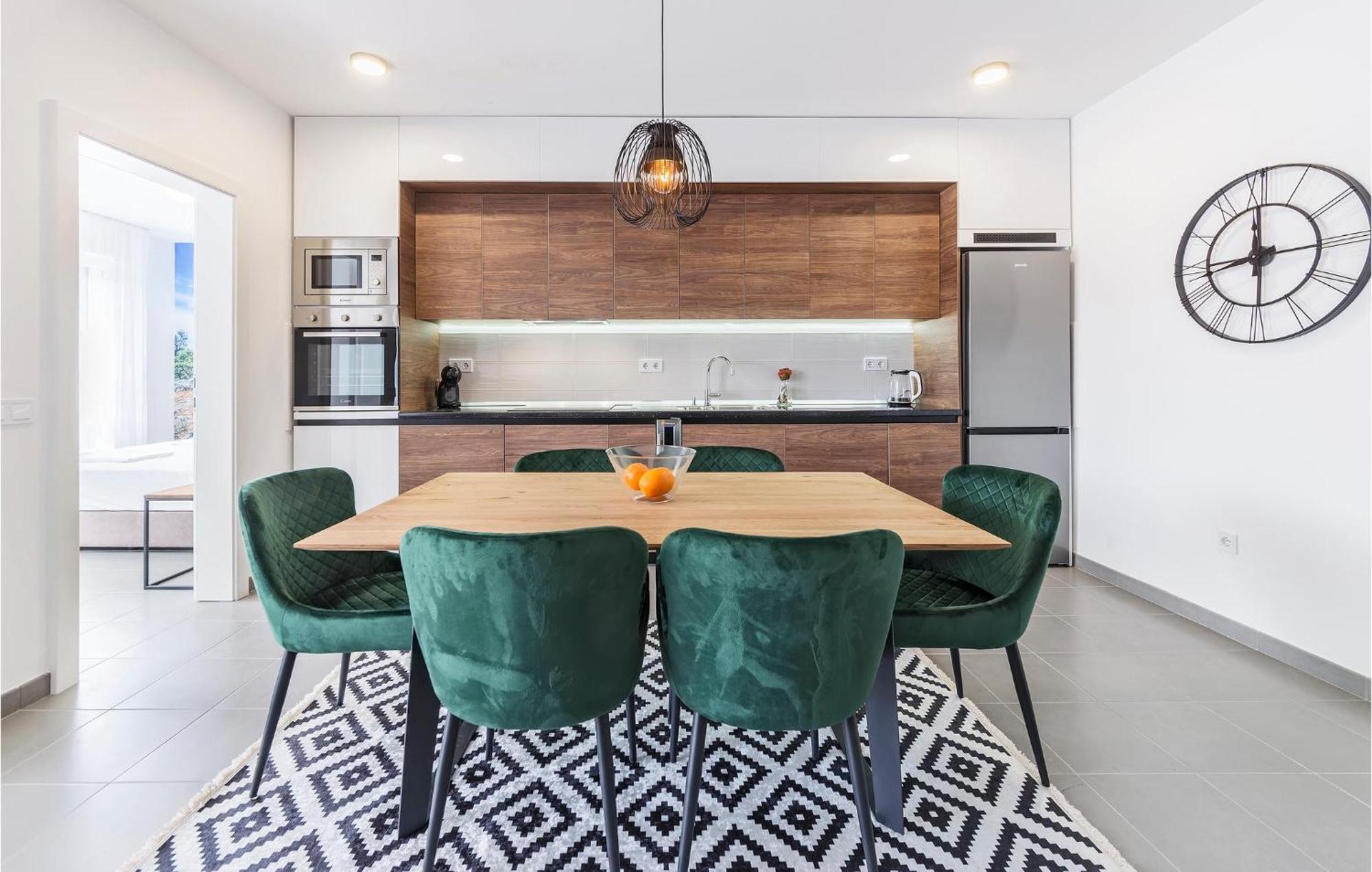 Amazing Apartment In Premantura With Kitchen Buitenkant foto